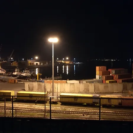 A&g Konukevi La Spezia